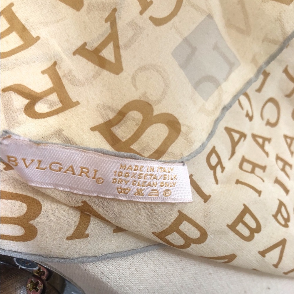 100% silk Bulgari neckerchief